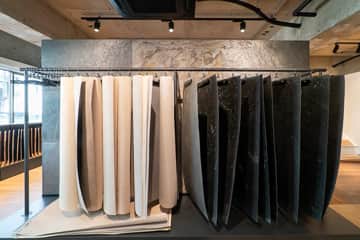 無垢フローリングをはじめ多くの木質建材を展示しています