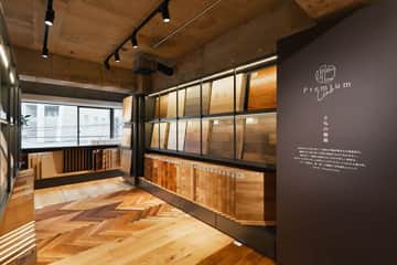 無垢フローリングをはじめ多くの木質建材を展示しています